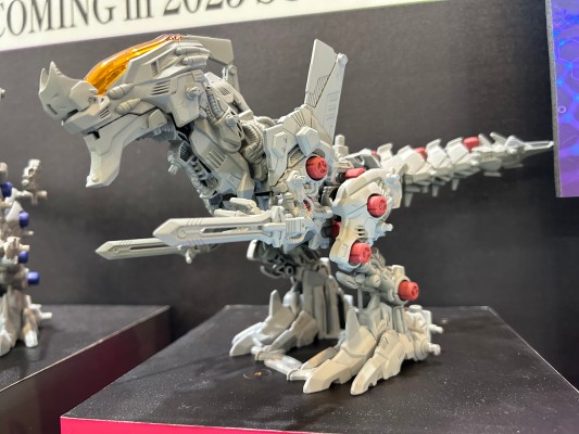 新世纪福音战士联名索斯机兽系列 泛用兽型决战兵器异种暴龙 正规实用型2号机