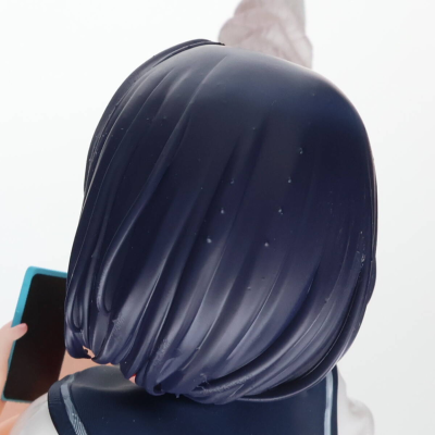 教室提裙的JK同学