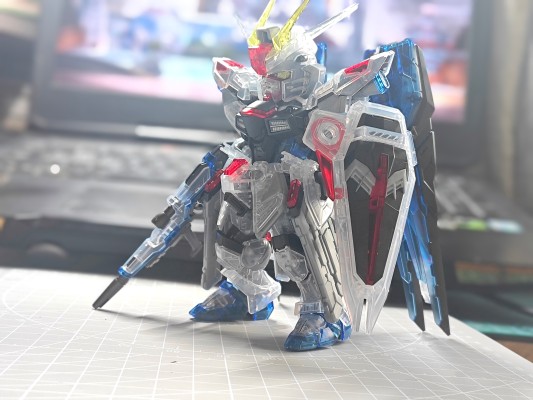 MGSD 高达基地专属商品 自由高达 [透明配色]