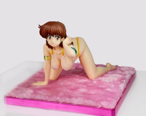 Dream Tech 超音战士 亚妮丝·法姆 回忆风格