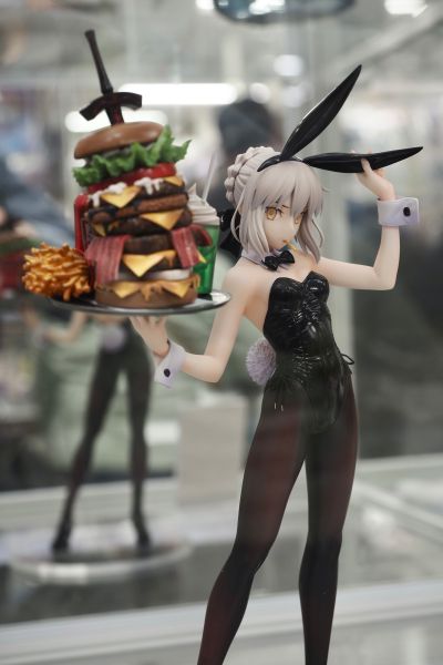 命运-冠位指定 剑士-阿尔托莉雅・潘德拉贡[Alter] 兔女郎