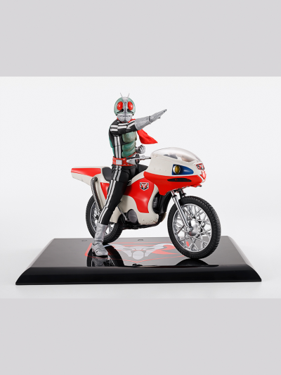 S.H.Figuarts（真骨雕制法） 假面骑士新1号 荣耀昭和骑士版（首发专属底座配套款）
