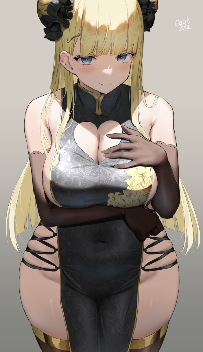 旗袍少女 黑色