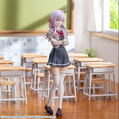 不时用俄语小声说真心话的邻桌艾莉同学动画版 Luminasta “艾莉”校服