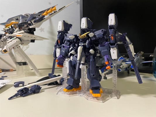机动战士高达 重装×重奏 EX35 高达TR-6 [女王] 全装甲形态