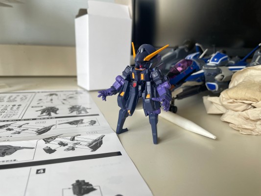 机动战士高达 重装×重奏 EX35 高达TR-6 [女王] 全装甲形态