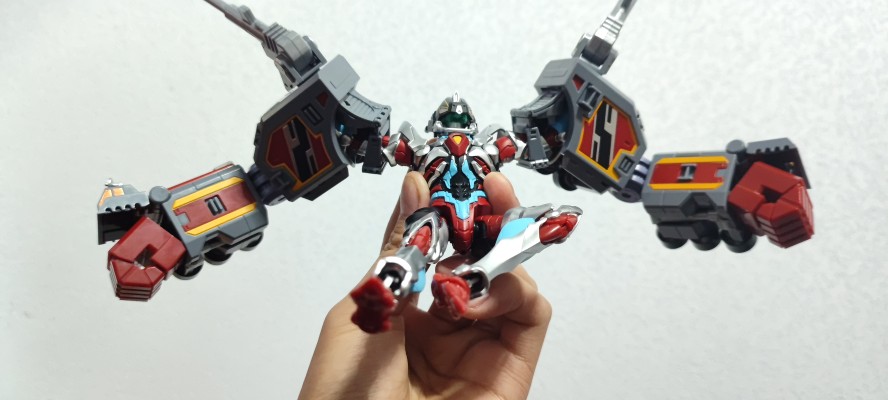 THE合体  古立特宇宙 超合体超人 DX全能古立特