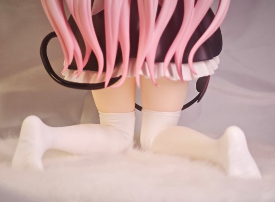 菈菈渣拍     涂装细腻的