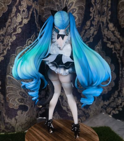 胜利女神：妮姬 普丽瓦蒂：不友善的女仆