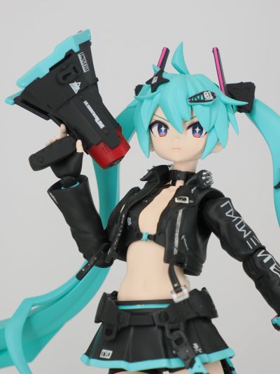 PLAMATEA 初音未来 中央区战术工艺版