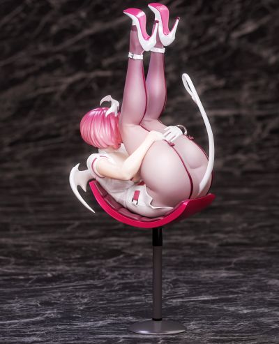 穿护士服的坏魅魔