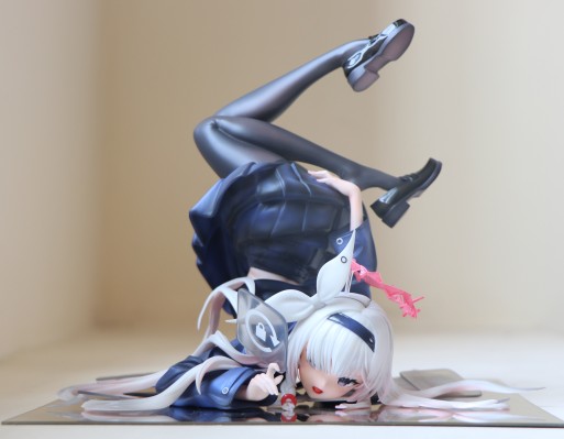 手办