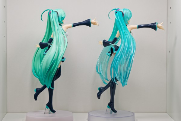 POP UP PARADE 初音未来 就算没有爱只要有你就好 透明色 L尺寸