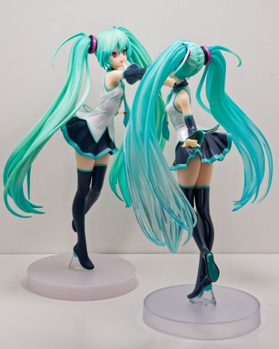 POP UP PARADE 初音未来 就算没有爱只要有你就好 透明色 L尺寸