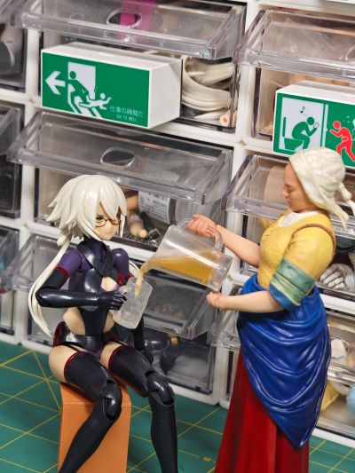 figma#SP-165 桌上美术馆 维米尔著作 倒牛奶的女佣人
