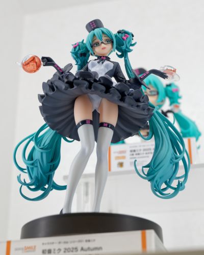 良笑赏 B奖 POP UP PARADE 初音未来 眼镜×咖啡厅
