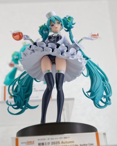 良笑赏 伊藤洋华堂最终大奖 POP UP PARADE 初音未来 眼镜×咖啡厅 异色版