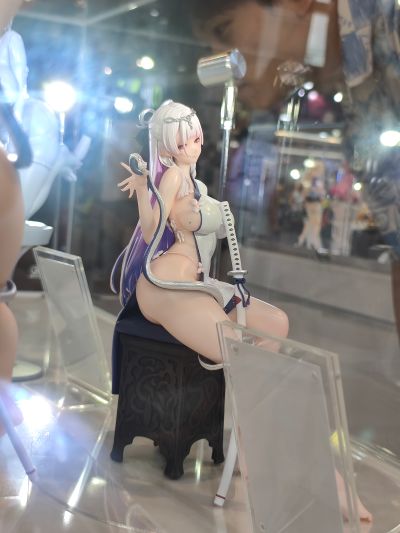 青白蛇之色