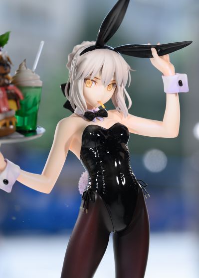 命运-冠位指定 剑士-阿尔托莉雅・潘德拉贡[Alter] 兔女郎