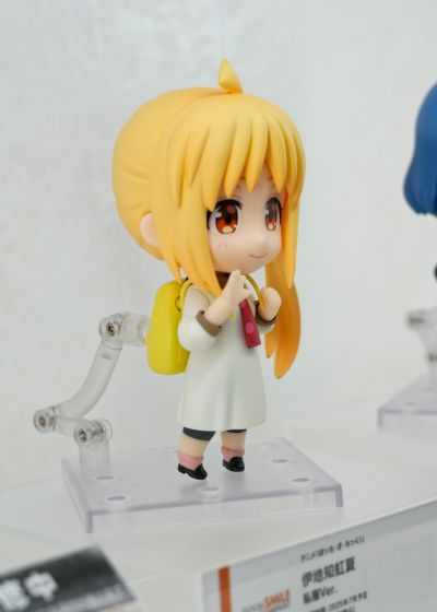 粘土人   喜多郁代 便服