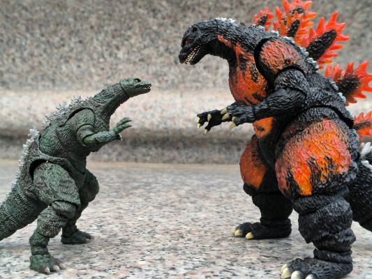 S.H.MonsterArts  哥斯拉大战戴斯特洛伊亚 哥斯拉(1995)