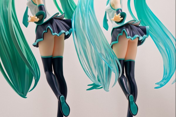 POP UP PARADE 初音未来 就算没有爱只要有你就好 透明色 L尺寸
