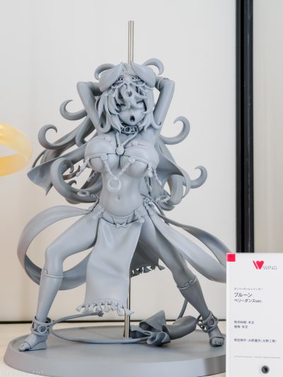 爆弹女孩 梅子 肚皮舞