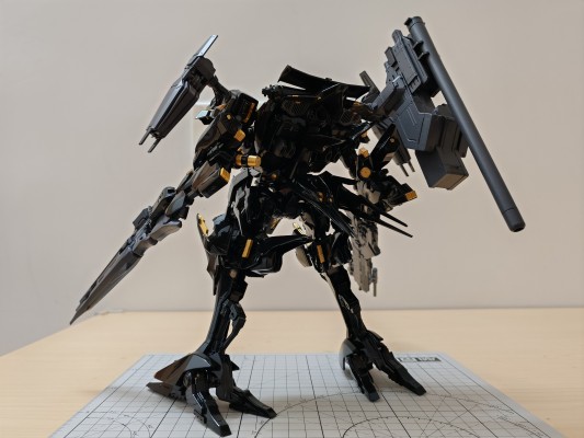 极致模型 装甲核心 雷纳德 03-AALIYAH 镜面处理