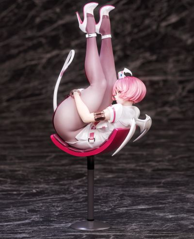穿护士服的坏魅魔