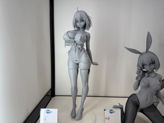 B-style 兔女郎服装计划 索菲亚 白色比基尼