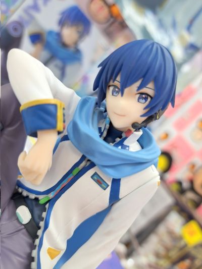 初音未来系列压泡面人偶ーKAITOー