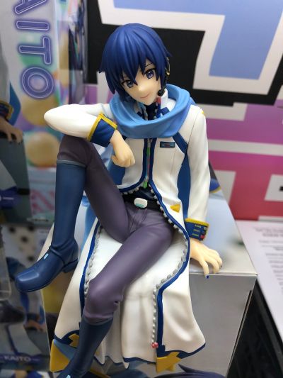 初音未来系列压泡面人偶ーKAITOー