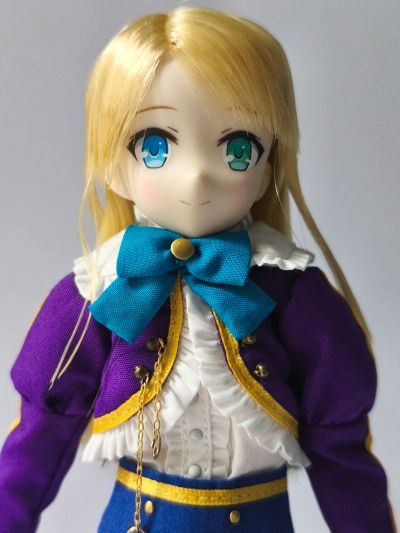 PureNeemoCharacter系列 No.105 带着智能手机闯荡异世界 	尤米娜·埃尔内亚·贝尔法斯特