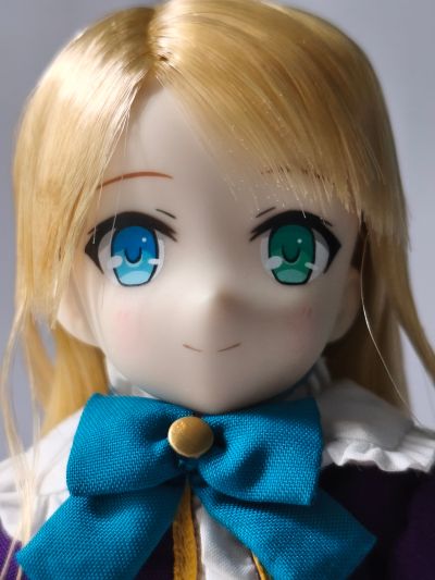 PureNeemoCharacter系列 No.105 带着智能手机闯荡异世界 	尤米娜·埃尔内亚·贝尔法斯特