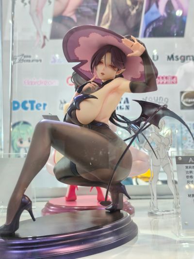 茉莉的换装时间 魔女
