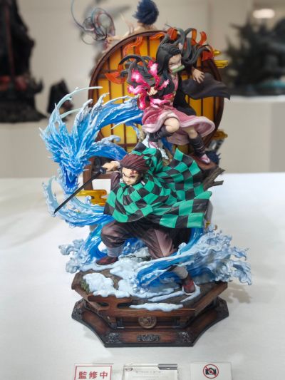 鬼灭之刃 灶门炭治郎 与  灶门祢豆子