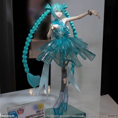 初音未来 BPEV 水晶藏品-翡翠-珍藏人偶