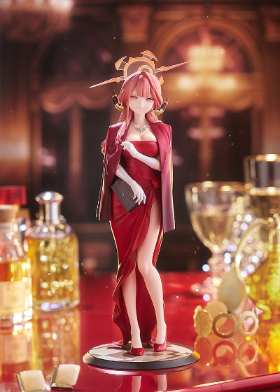 蔚蓝档案 陆八魔爱露（礼服）