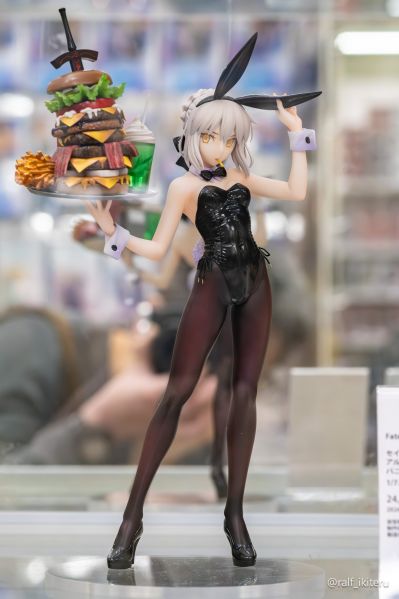 命运-冠位指定 剑士-阿尔托莉雅・潘德拉贡[Alter] 兔女郎