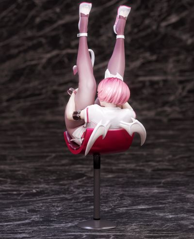 穿护士服的坏魅魔