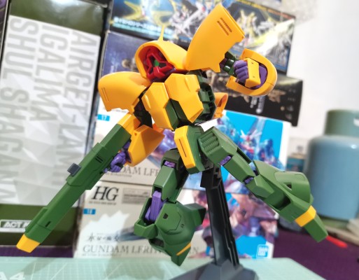 HGUC 1/144 	阿斯曼
