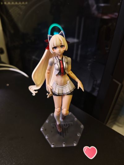 手办