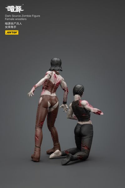 丧尸兵人 女摔角手
