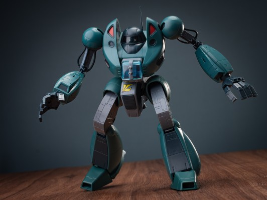 HI-METAL R 战斗机甲萨芬格尔 Government Type（Timp机）