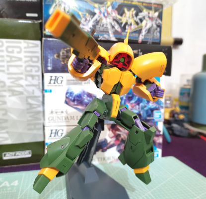HGUC 1/144 	阿斯曼