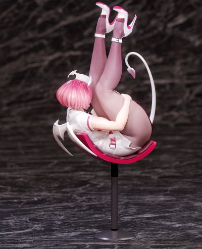 穿护士服的坏魅魔