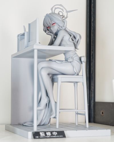 蔚蓝档案 陆八魔爱露（礼服）纪念大厅版