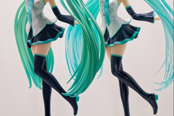 POP UP PARADE 初音未来 就算没有爱只要有你就好 透明色 L尺寸