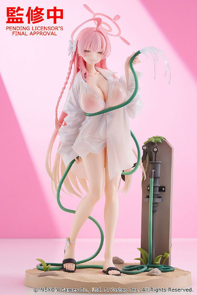 浦和花子（泳装）