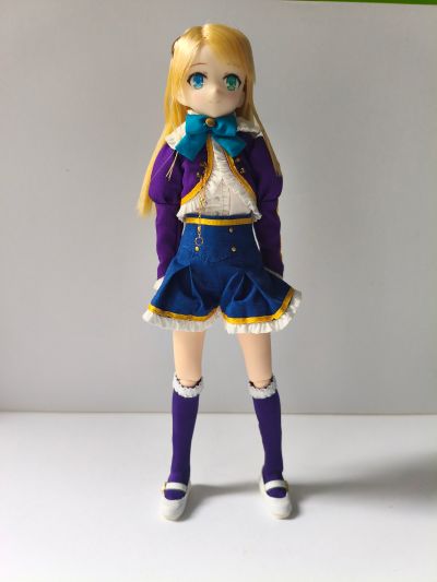 PureNeemoCharacter系列 No.105 带着智能手机闯荡异世界 	尤米娜·埃尔内亚·贝尔法斯特